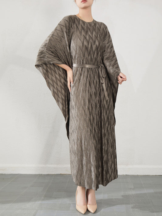 Large Size Batwing Sleeve Jacquard Pleated Dress