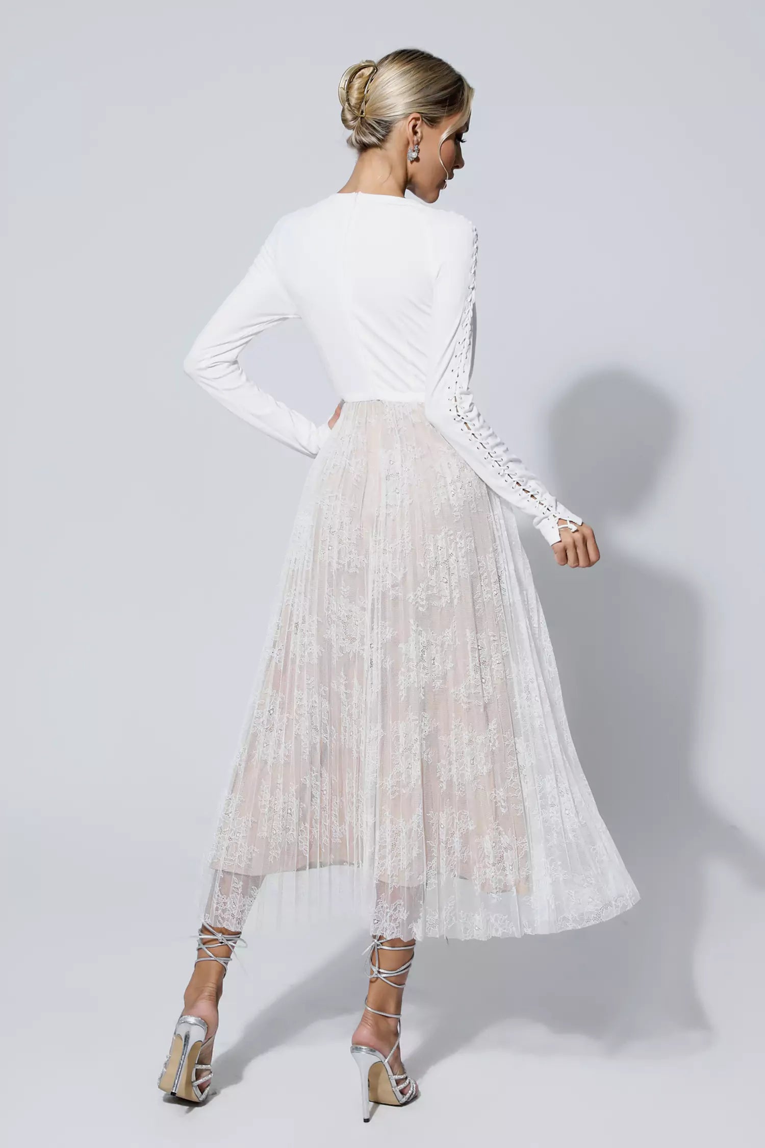 Itzel White Lace Long Sleeve Maxi Dress