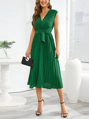 V-Neck Sleeveless Pleated Lace Up Dress