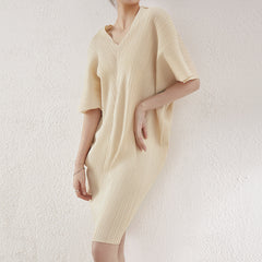 Women's Pleated Batwing Sleeve Dress