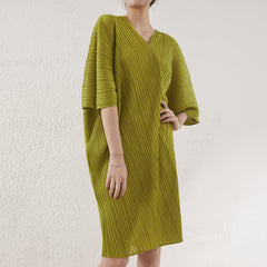 Women's Pleated Batwing Sleeve Dress