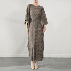 Large Size Batwing Sleeve Jacquard Pleated Dress